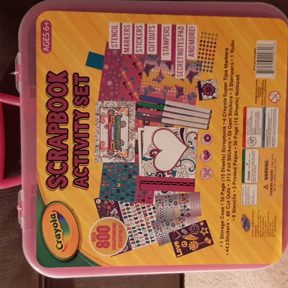 Crayola Scrapbook Set with Markers and Stickers and much more. NIB